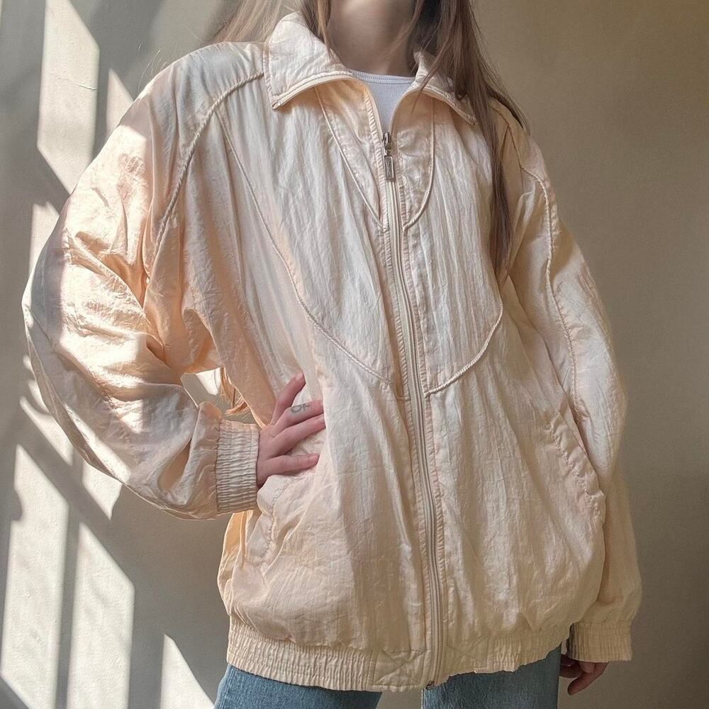 Vintage Janeve Champagne Windbreaker Medium Nylon 80s Sportswear Athleisure Ski